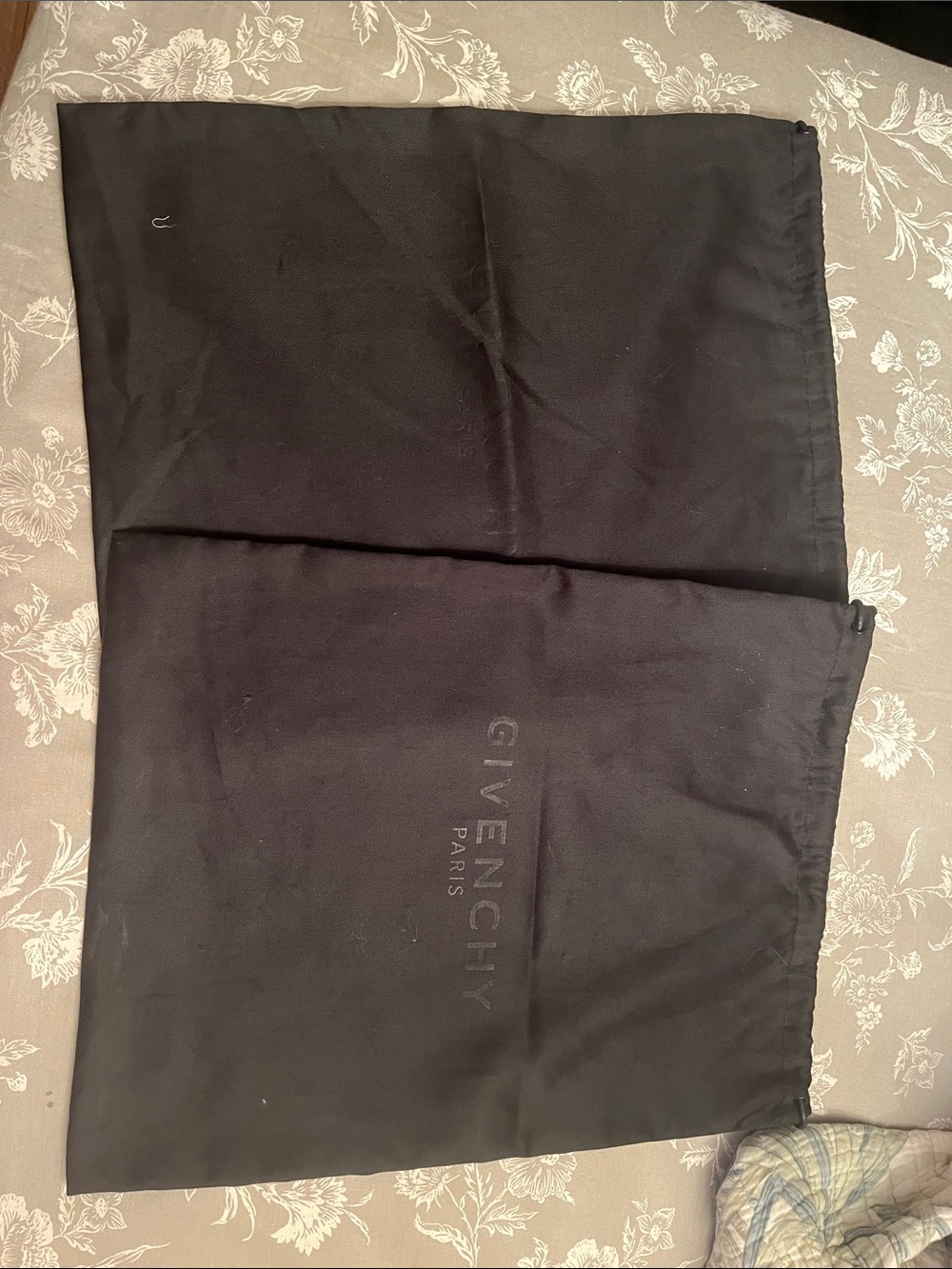 Givenchy Dust Bag set to 2